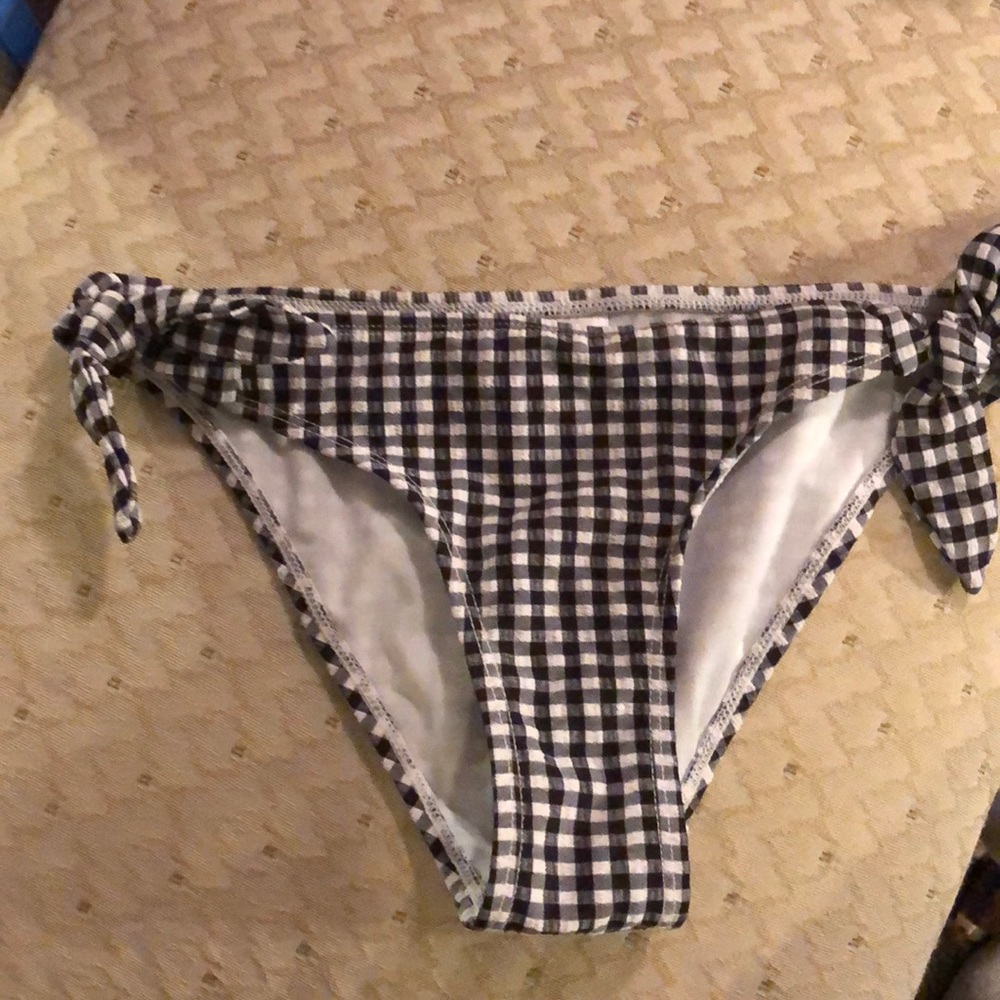 Bikini set - Picture 2 of 4